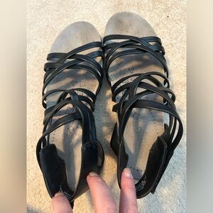 Size 7.5 black baretrap sandals